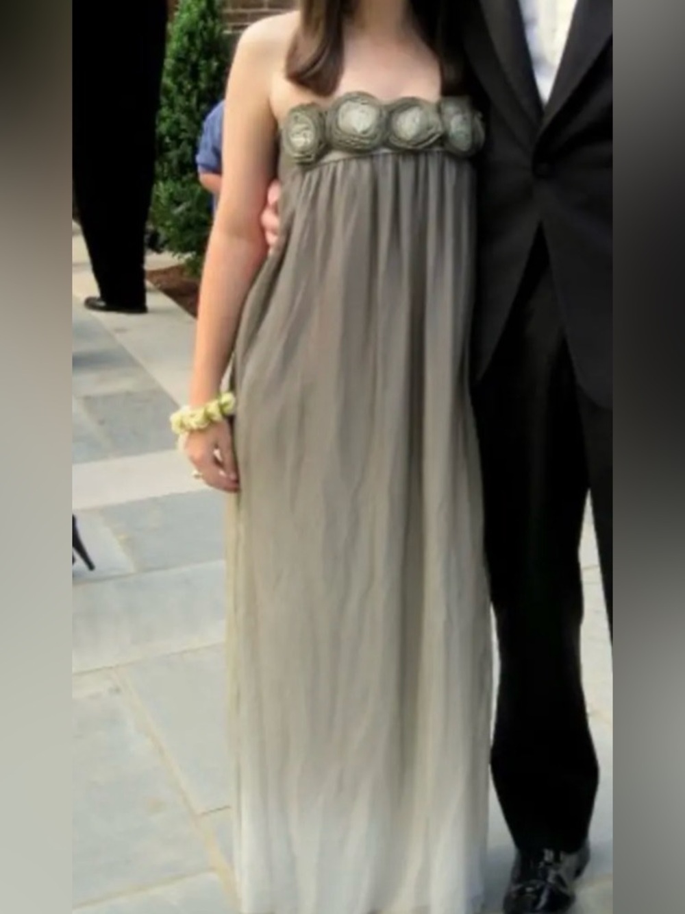 Alice + Olivia - Ombré Rosette Dress - Size XS - Picture 7 of 7